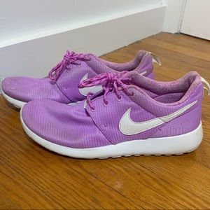 Nike Roshe sneakers